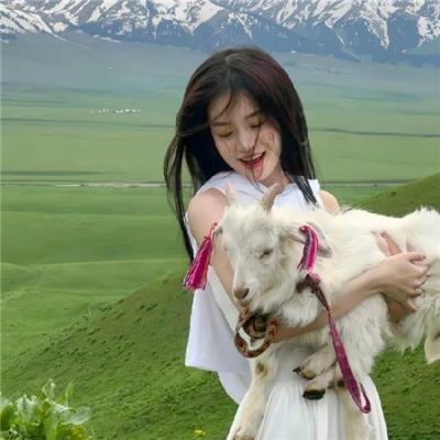 穿到对手身上我被迫营业