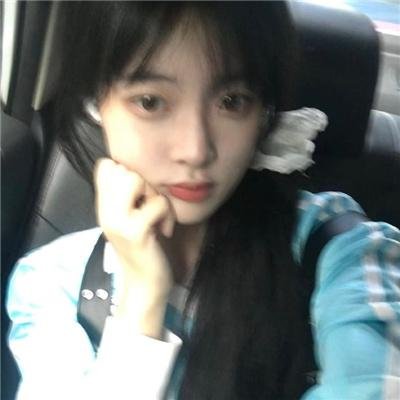 布鲁克斯，草地和可爱脸孔